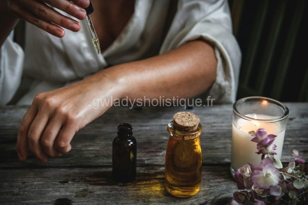 Soin de la peau avec des huiles végétales.