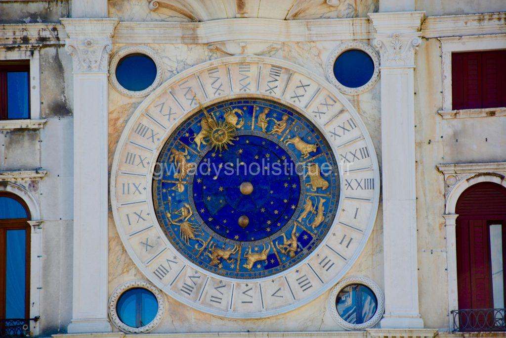 Symbolique universelle des nombres en numérologie